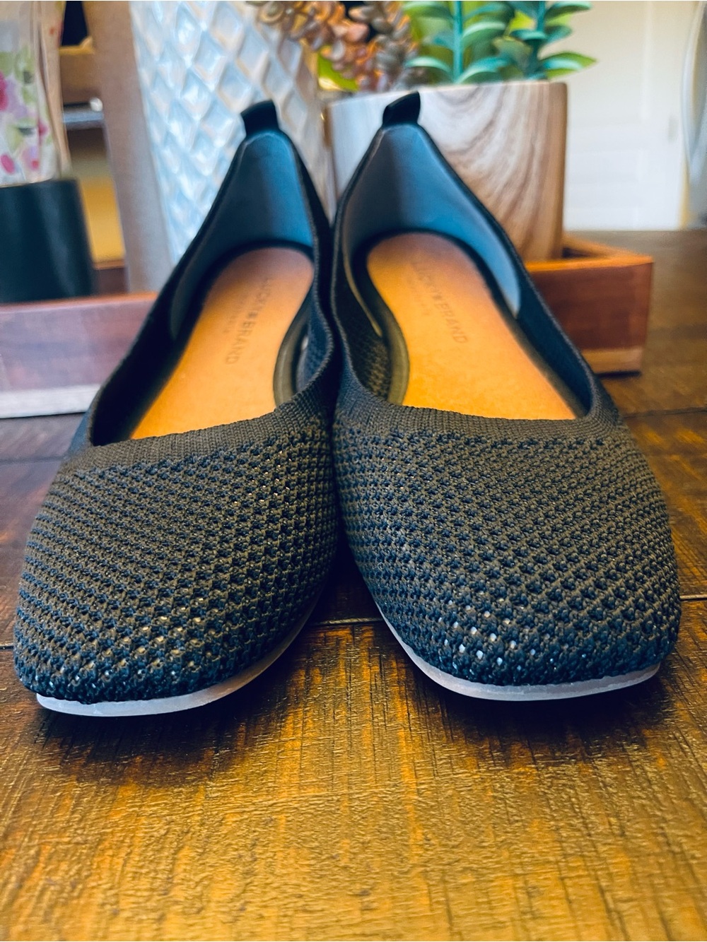 Knit Black Women’s Ballet Flats Size 7.5M